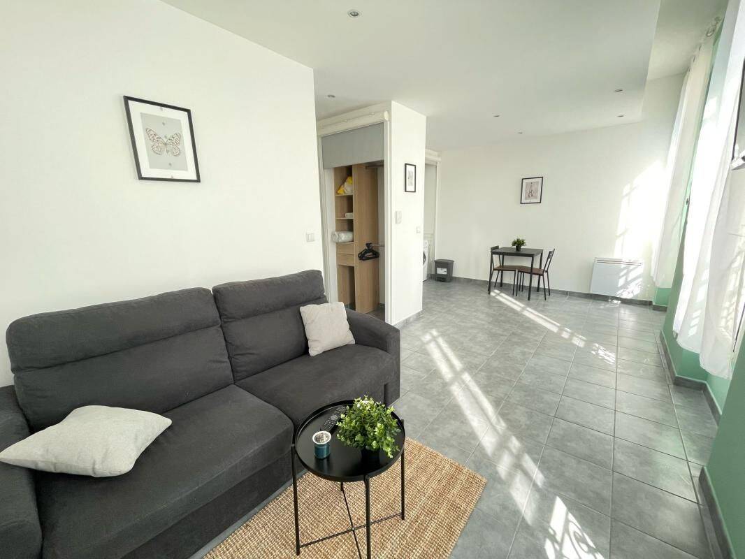 Appartement 1 pièce 28 m² · à Marseille 2ème Arrondissement · 28 m² · 701 €/mois