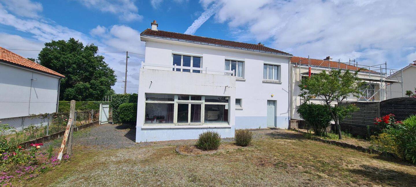 Maison 4 pièces 84 m² · à Gorges · 84,1 m² · 259 900 €