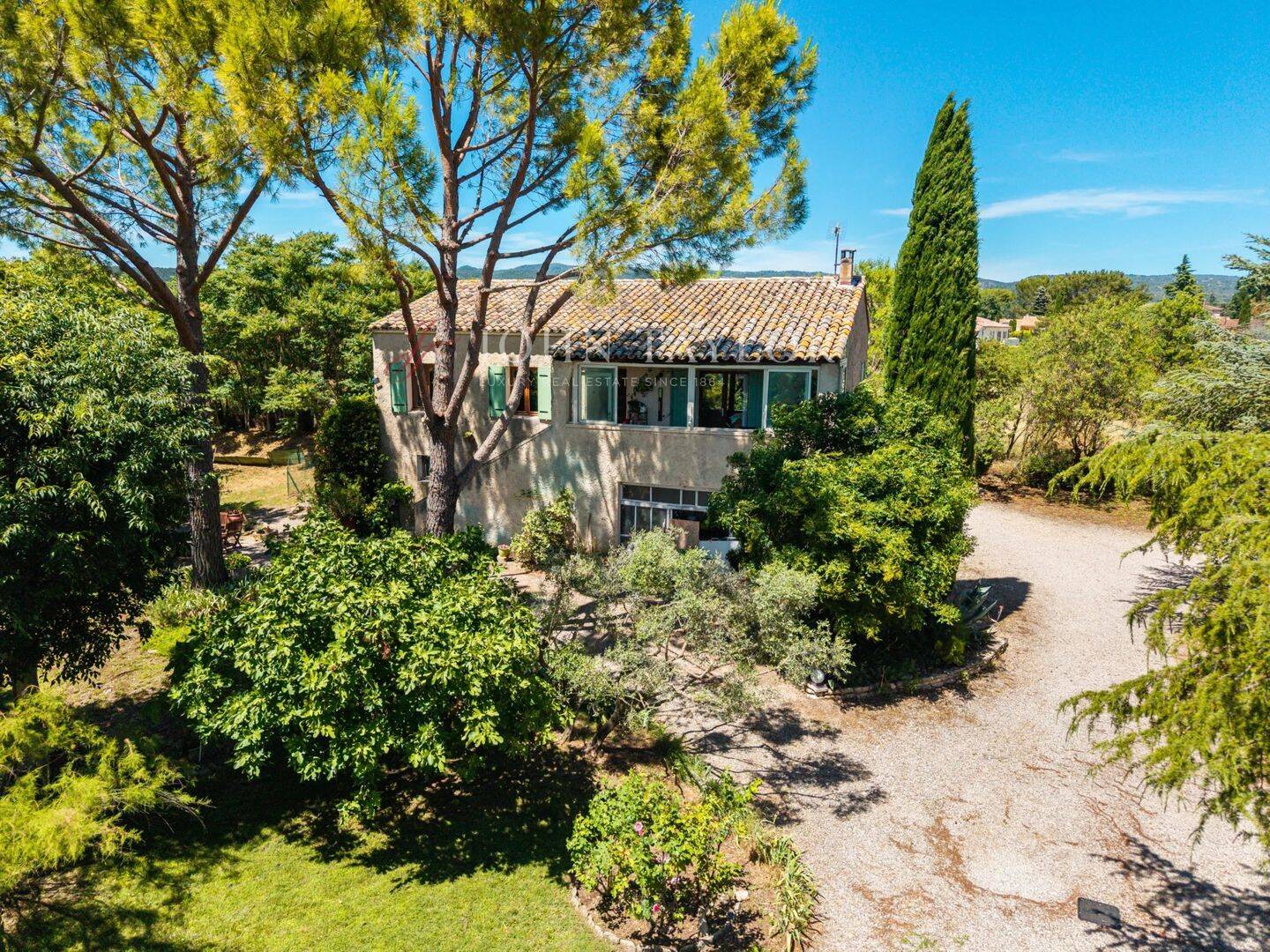 Maison 4 pièces 100 m² · à Gordes · 100 m² · 530 000 €