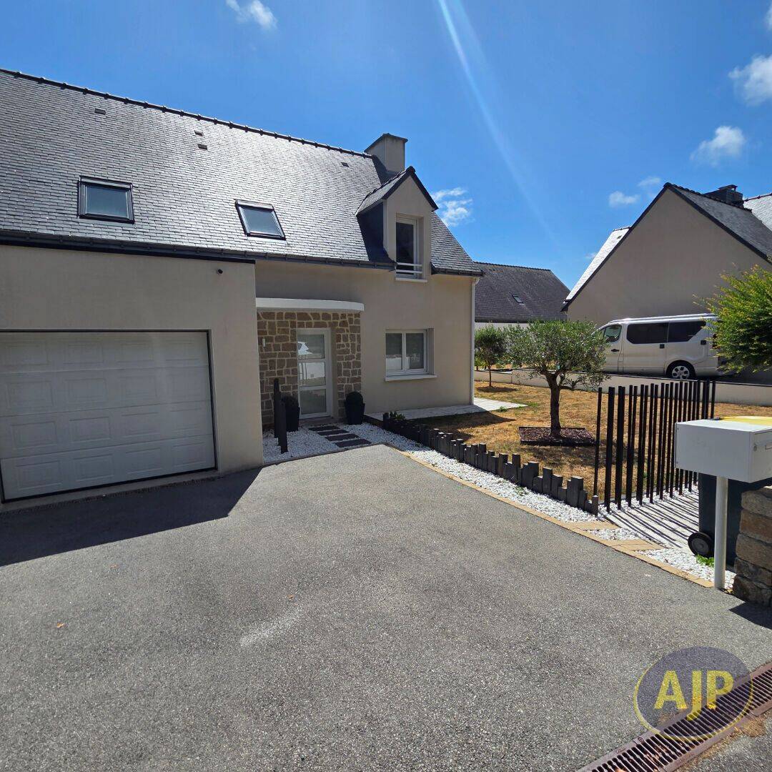 Maison 4 pièces 105 m² · à Guidel · 105 m² · 299 700 €