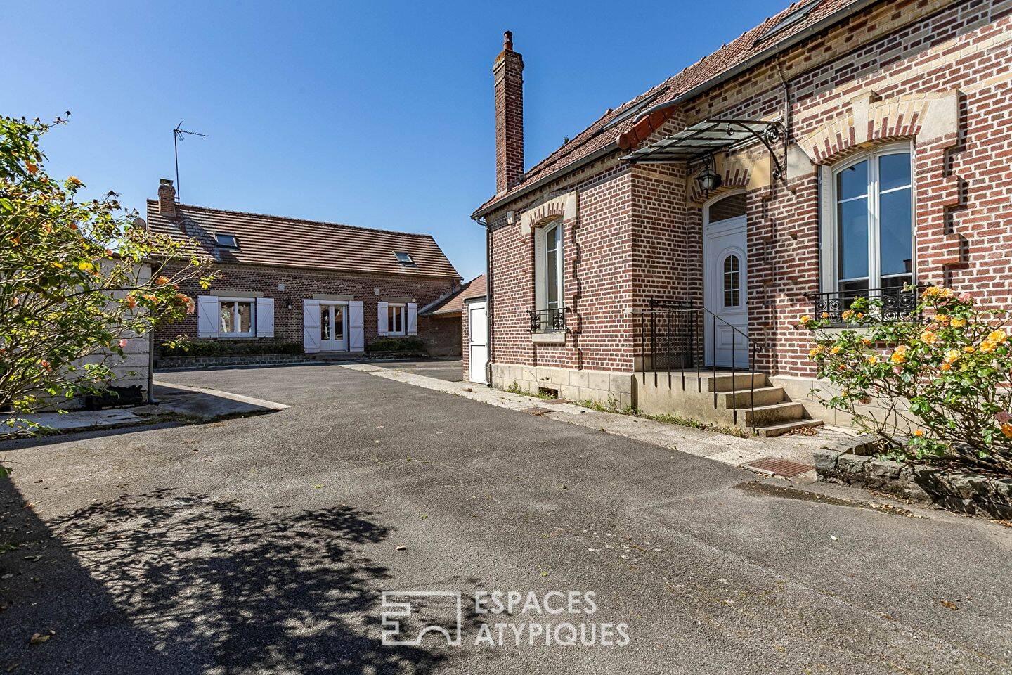 Maison 10 pièces 228 m² · à Ressons-sur-Matz · 228 m² · 445 000 €