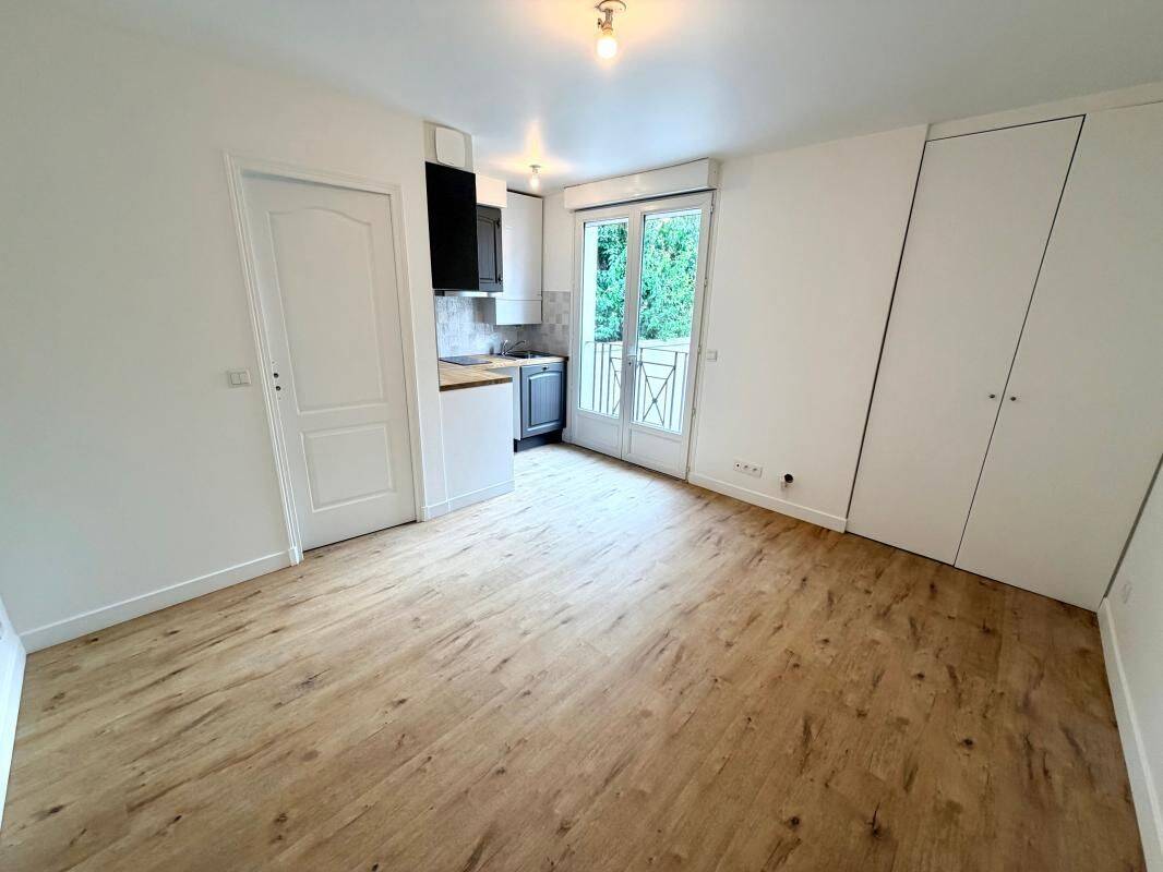 Appartement 1 pièce 18 m² · à Fontenay-sous-Bois · 18 m² · 750 €