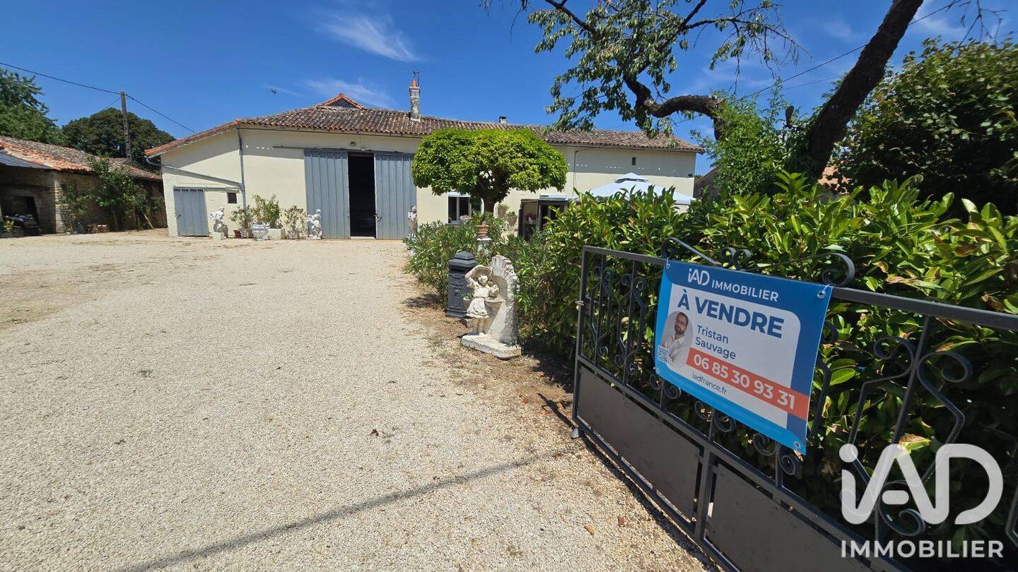 Maison 5 pièces 120 m² · à Blanzay · 120 m² · 148 000 €