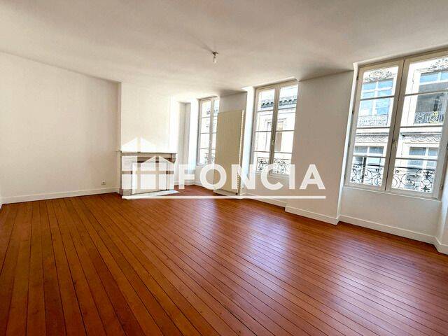 Appartement 5 pièces 141 m² · à Bordeaux · 140,9 m² · 1 759 €/mois