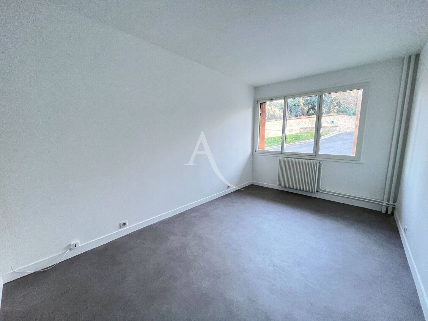 Appartement 1 pièce 15 m² · à Reims · 15,5 m² · 52 000 €