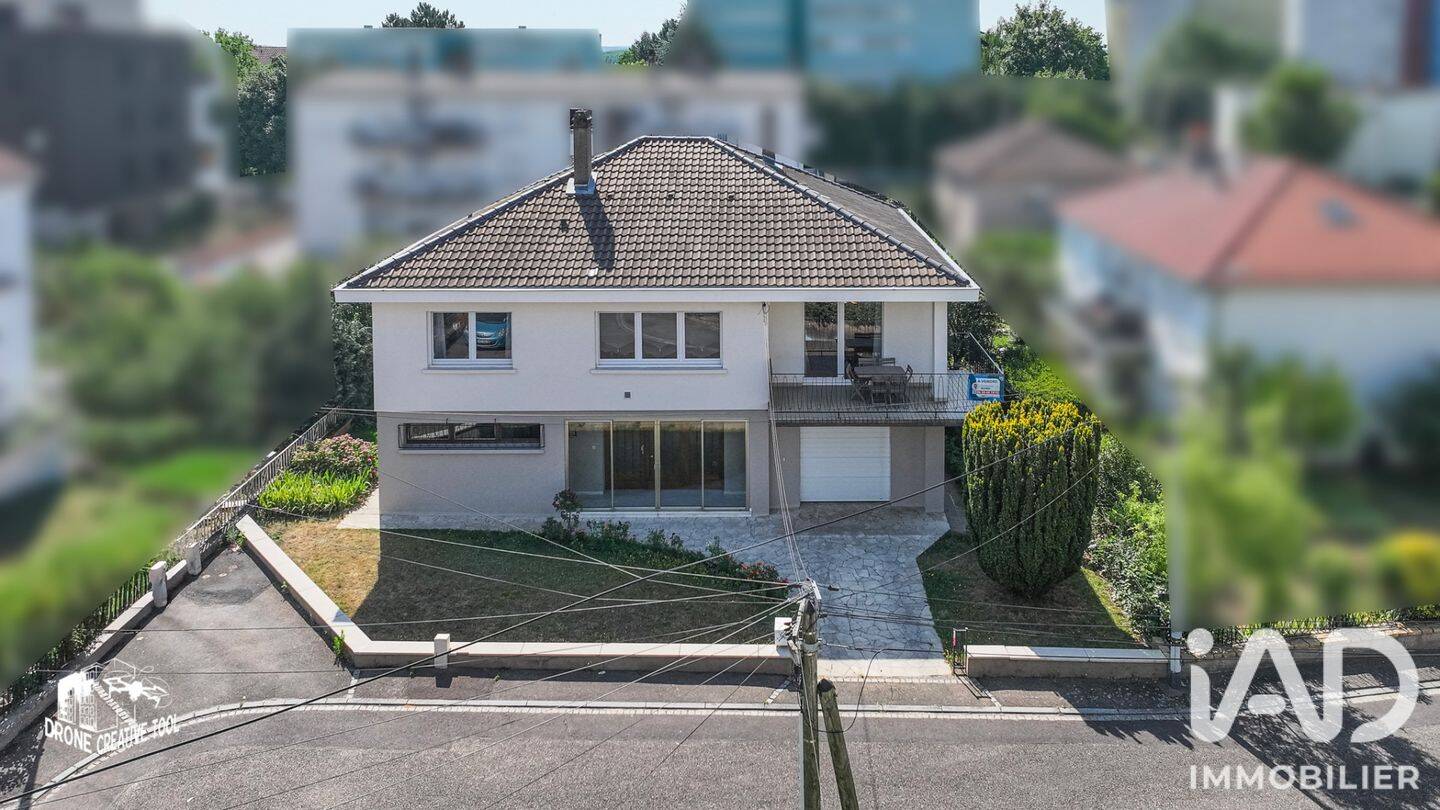 Maison 8 pièces 189 m² · à Montigny-lès-Metz · 189 m² · 335 000 €