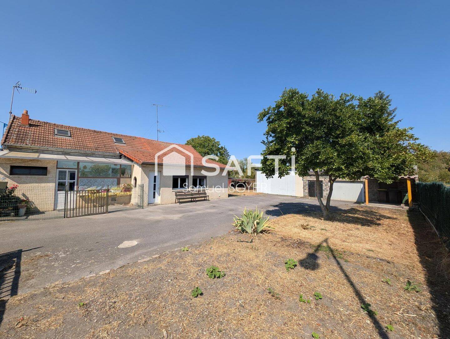 Maison 7 pièces 128 m² · à Tergnier · 128 m² · 136 000 €