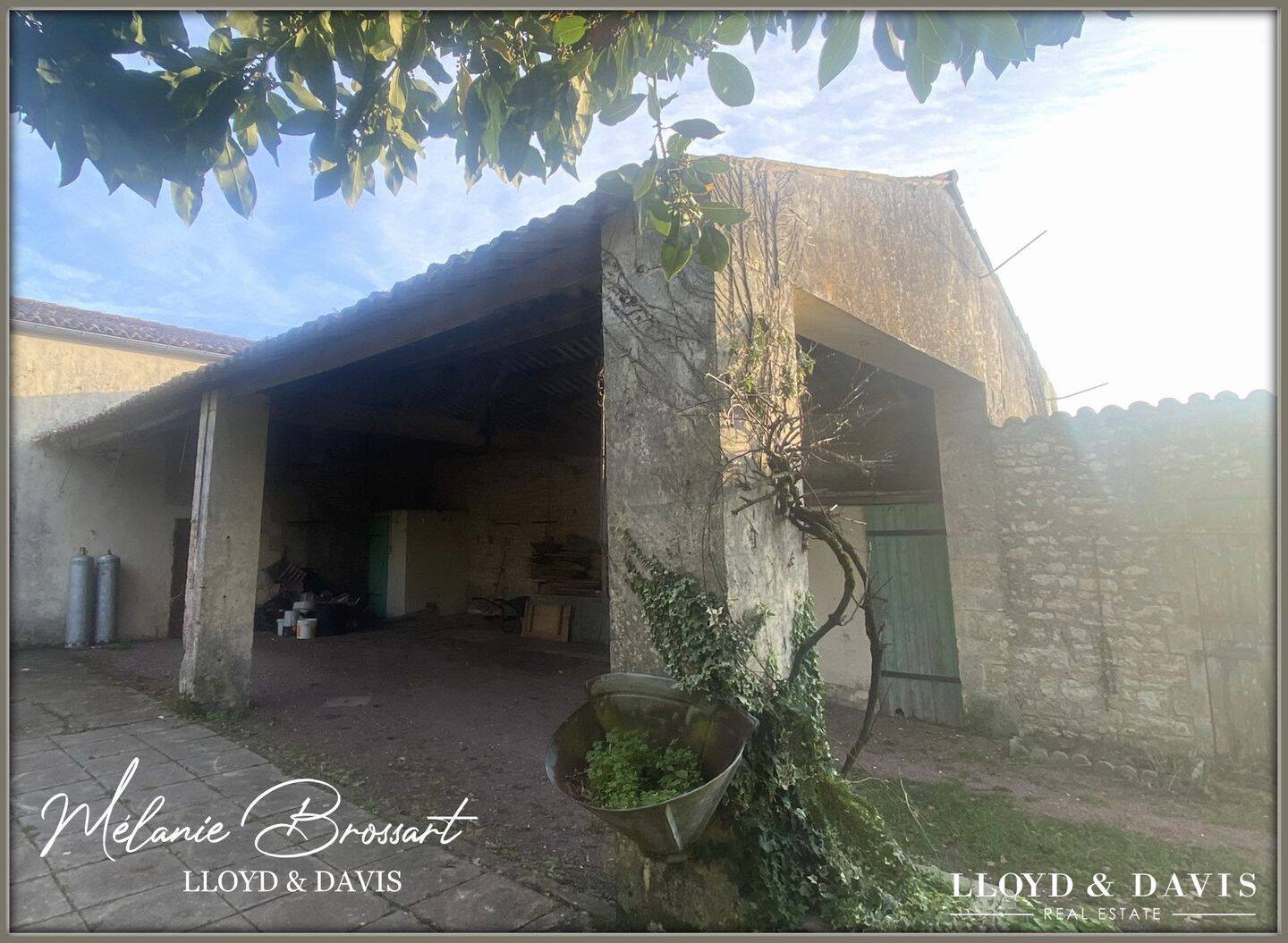 Maison 3 pièces 173 m² · à Saint-Ouen-d'Aunis · 173 m² · 83 000 €