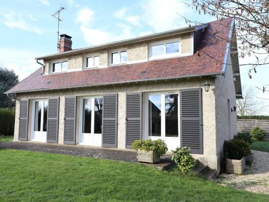 Maison à vendre 229 900 € 4 pièces 3 chambres 104 m² 884 m² de terrain Ézy-sur-Eure 27530