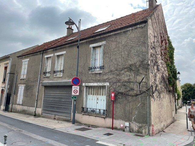 Maison 8 pièces 150 m² · à Brie-Comte-Robert · 150 m² · 350 000 €
