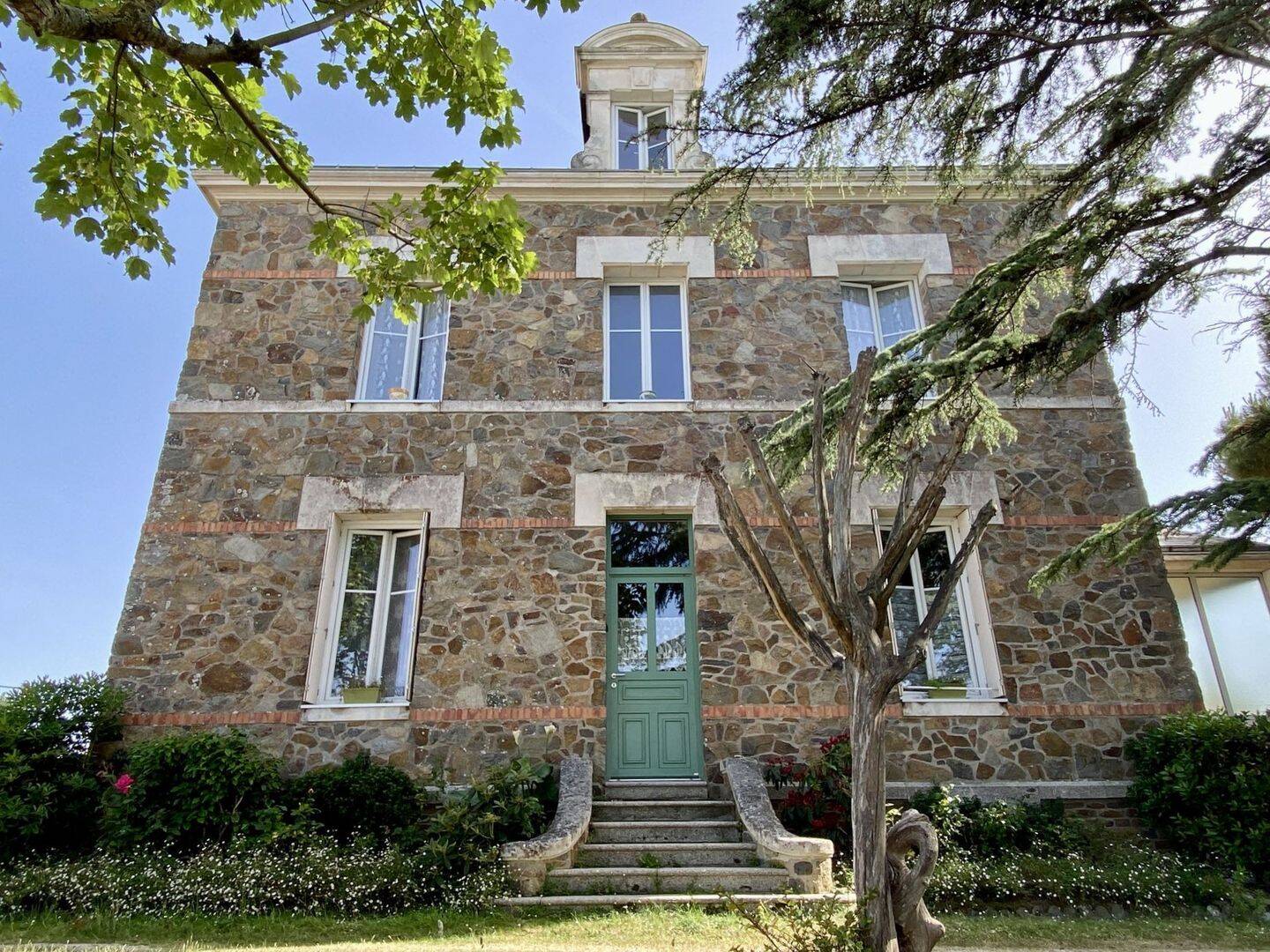 Maison 9 pièces 250 m² · à Saint-Gilles-Croix-de-Vie · 250 m² · 780 000 €
