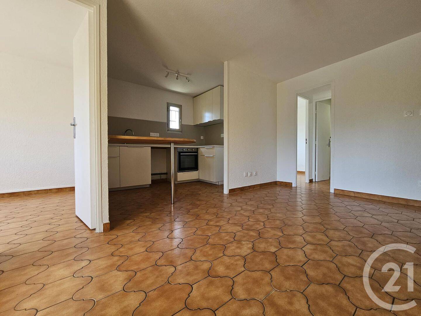 Appartement 3 pièces 40 m² · à Saint-Mandrier-sur-Mer · 39,9 m² · 884 €/mois