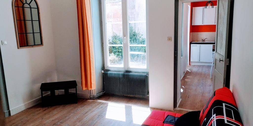 Appartement 1 pièce 30 m² · à Niort · 30 m² · 605 €/mois
