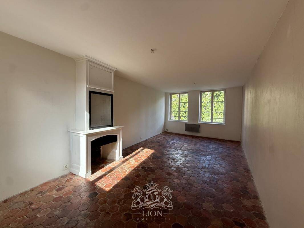 Appartement 3 pièces 68 m² · à Lille · 68 m² · 910 €/mois