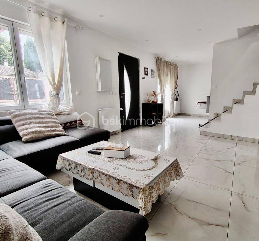 Maison 5 pièces 83 m² · à Chelles · 83 m² · 299 000 €