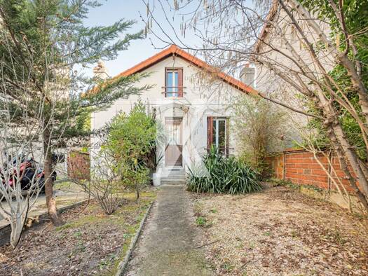 Maison à vendre 625 000 € 6 pièces 3 chambres 115,7 m² 258 m² de terrain Mont Valérien Nanterre 92000