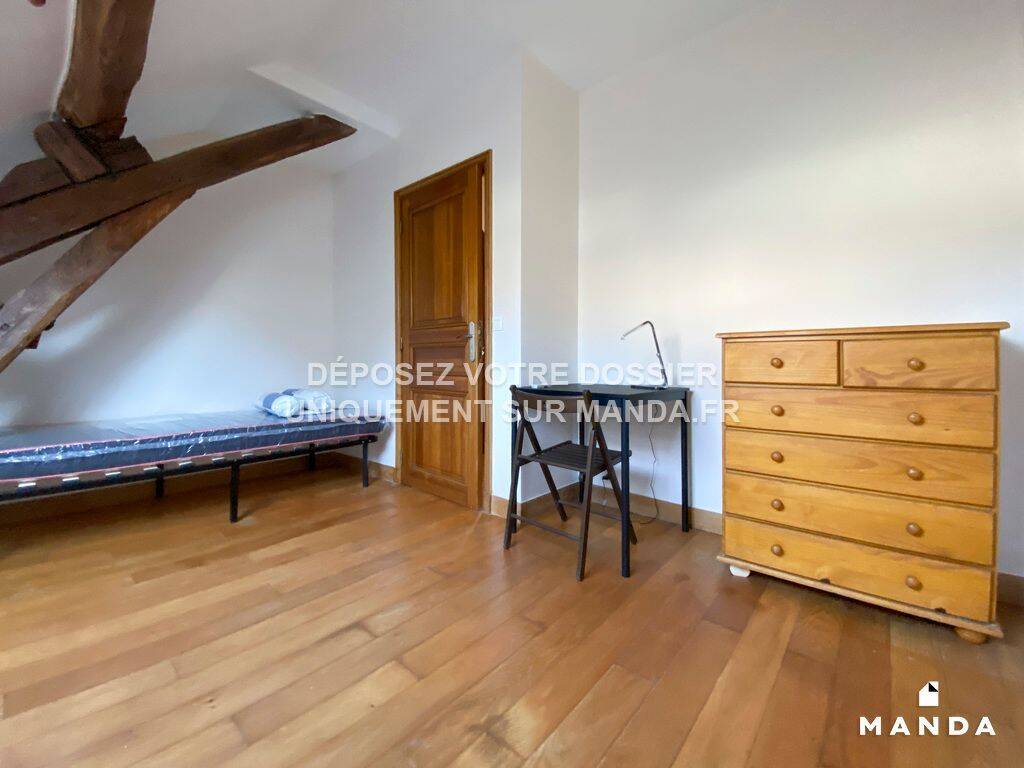 Appartement 5 pièces 14 m² · à Neuilly-sur-Marne · 14 m² · 500 €