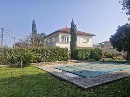 Maison à vendre 749 000 € 6 pièces 4 chambres 200 m² 1 150 m² de terrain Collonges-au-Mont-d'Or 69660