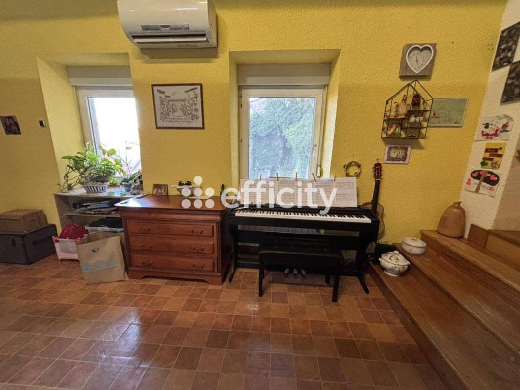 Appartement 3 pièces 88 m² · à Bédarieux · 87,6 m² · 89 000 €