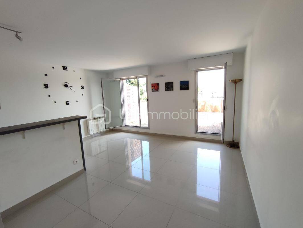 Appartement 1 pièce 30 m² · à Savigny-sur-Orge · 29,9 m² · 670 €/mois