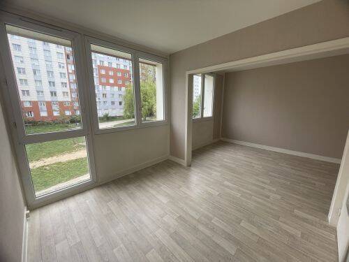 Appartement 3 pièces 65 m² · à Orléans · 65 m² · 93 000 €
