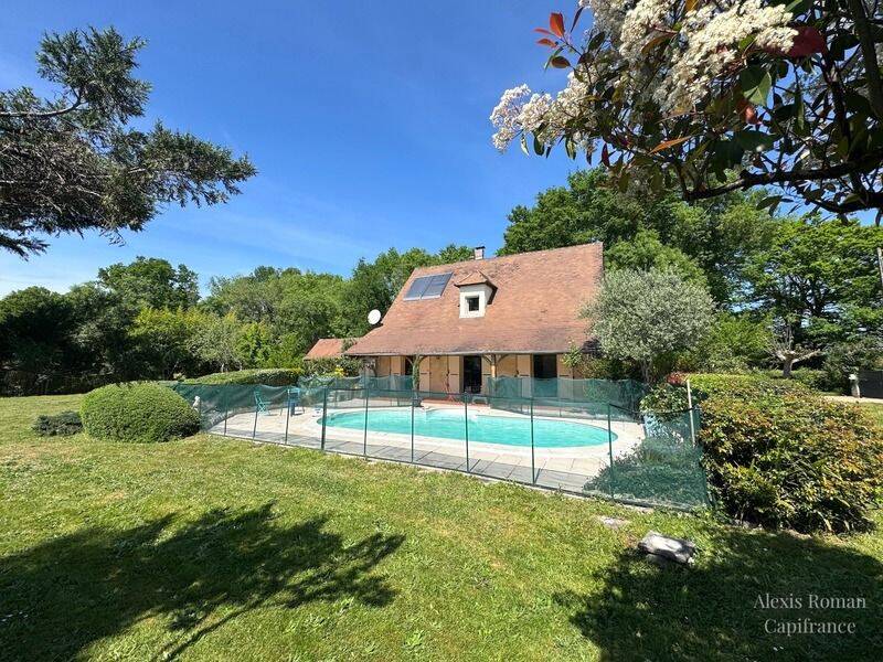 Maison 6 pièces 123 m² · à Saint-Seurin-sur-l'Isle · 123 m² · 285 000 €