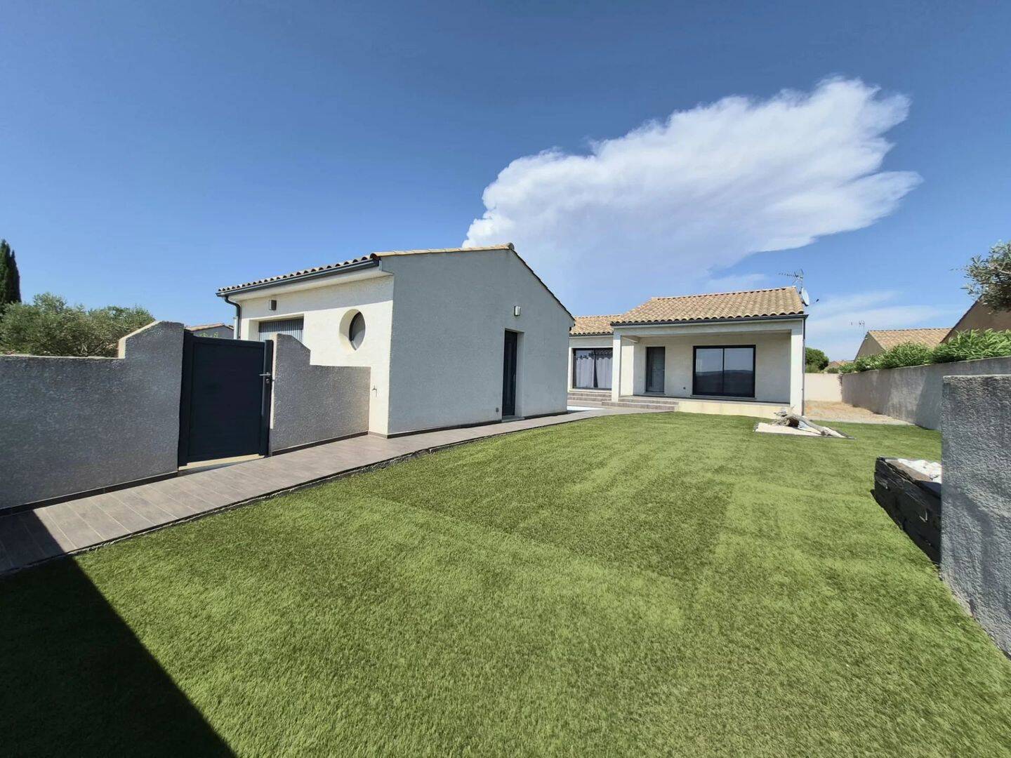 Maison 4 pièces 94 m² · à Bizanet · 93,9 m² · 278 000 €