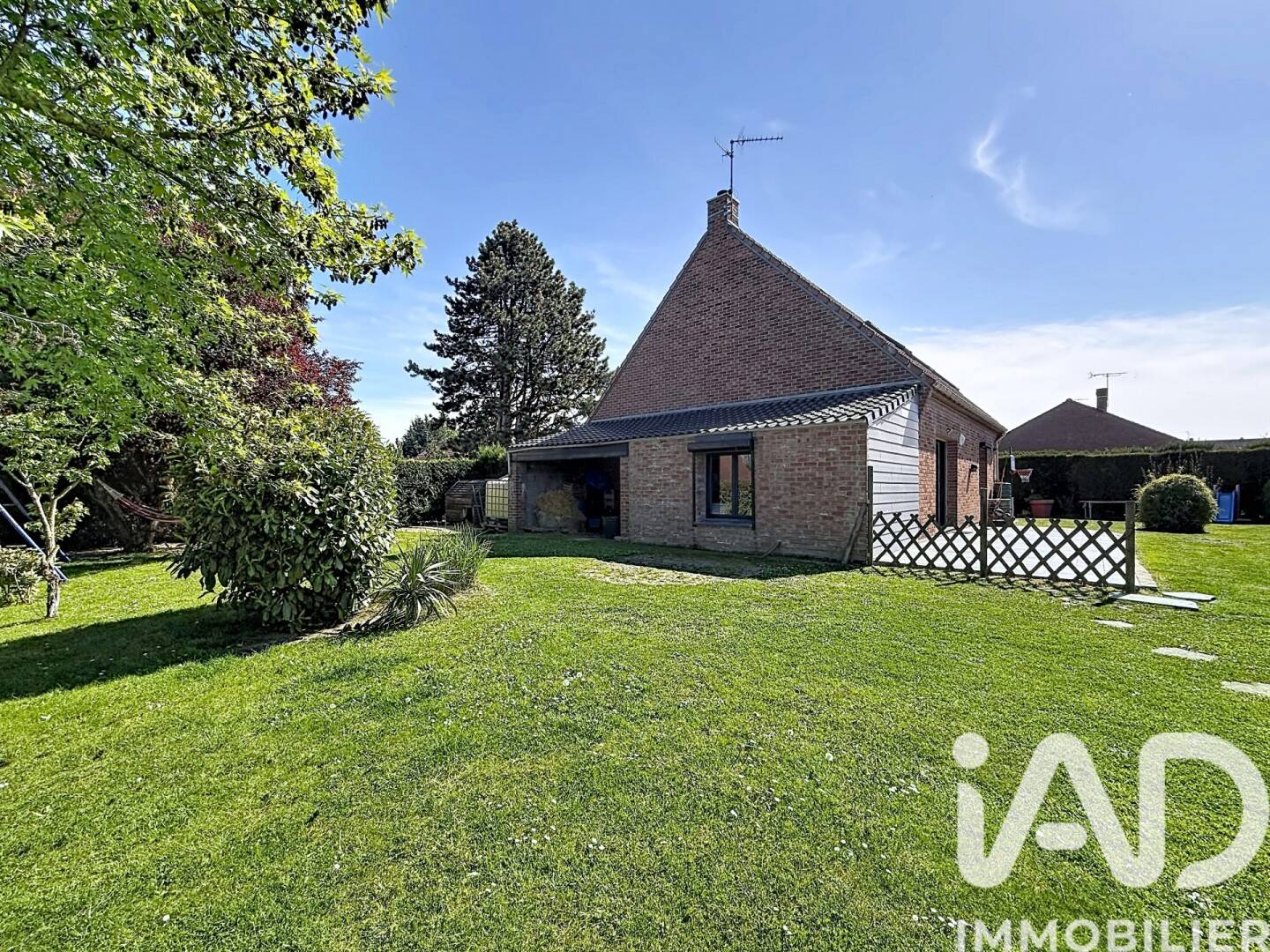 Maison 6 pièces 120 m² · à Beuvry-la-Forêt · 120 m² · 326 000 €