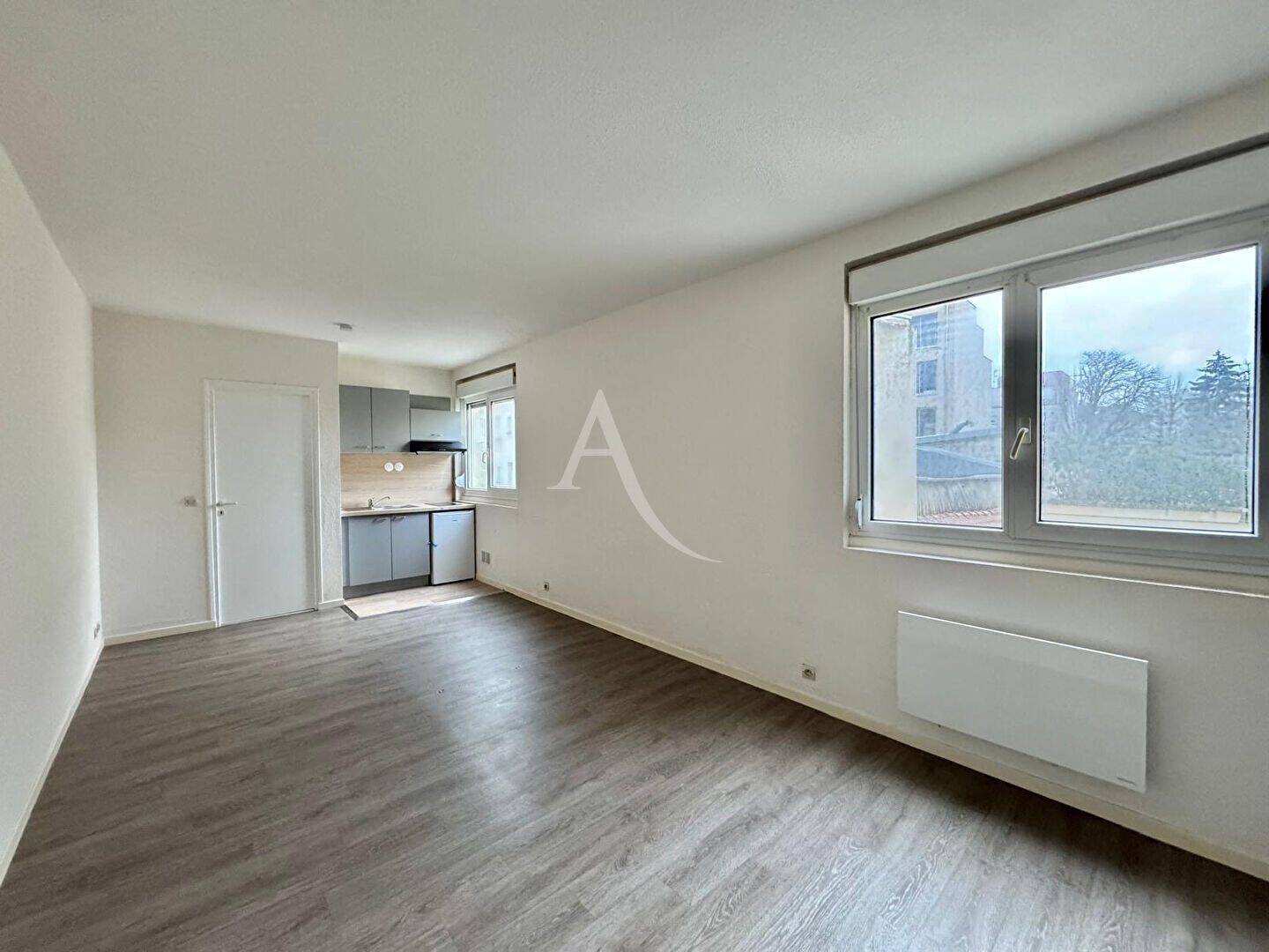 Appartement 1 pièce 29 m² · à Reims · 28,6 m² · 419 €