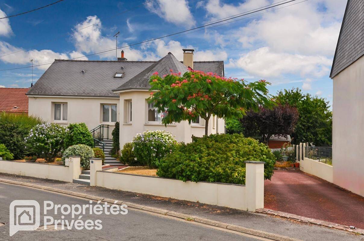 Maison 7 pièces 167 m² · à Entrammes · 167 m² · 244 376 €