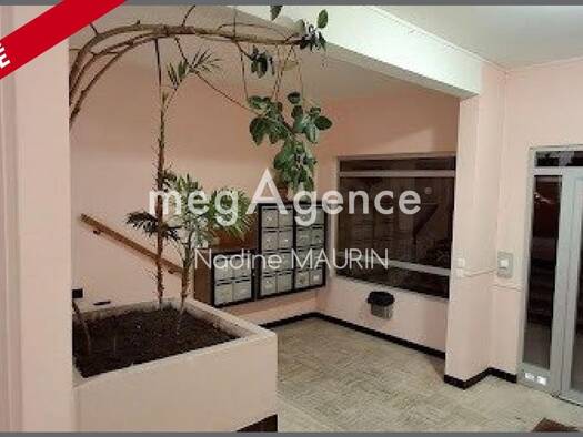 Appartement à vendre 104 000 € 3 pièces 2 chambres 84 m² 2ème étage Croix Chevalier Blois 41000