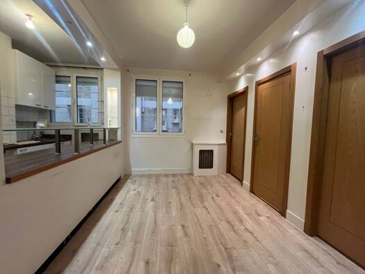 Appartement à louer 1 550 € 3 pièces 44,5 m² 1er étage Daumesnil Saint-Mandé 94160