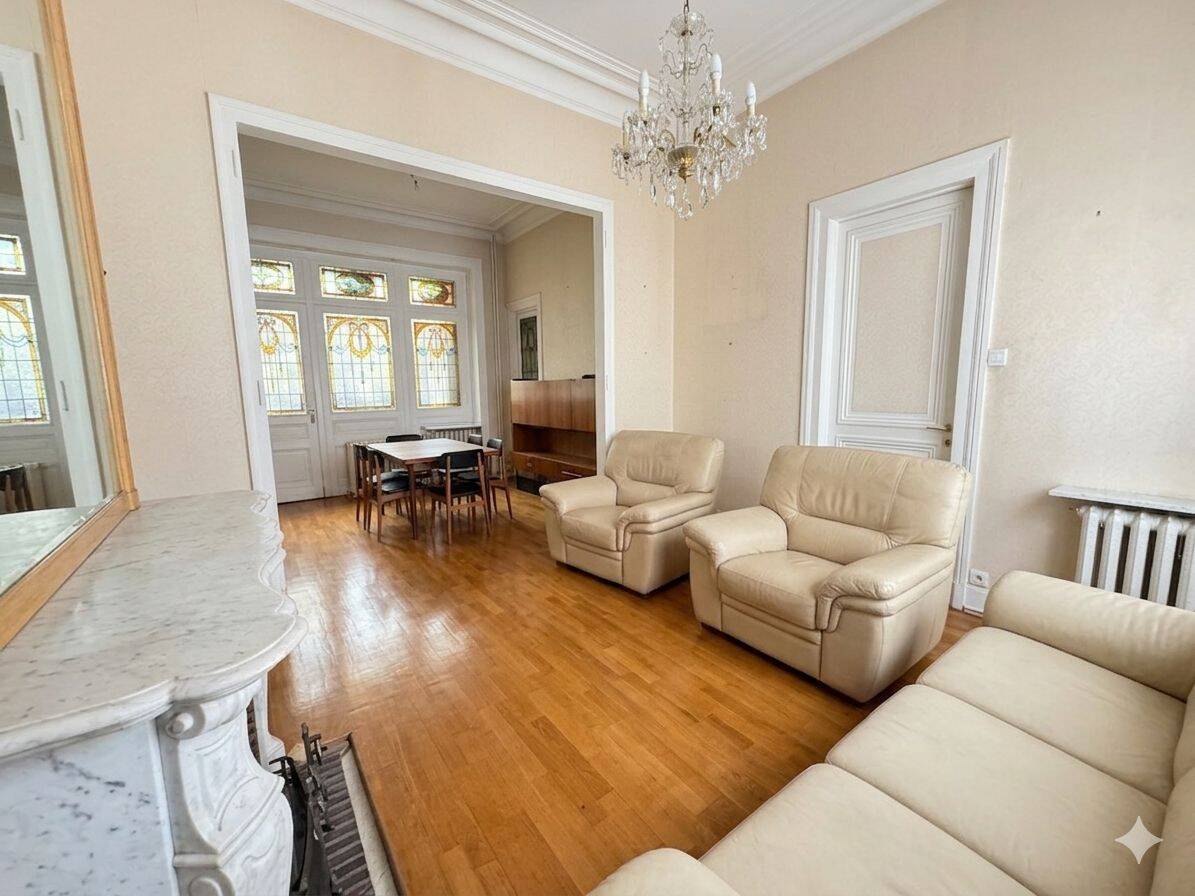 Maison 9 pièces 173 m² · à Lille · 172,6 m² · 490 000 €