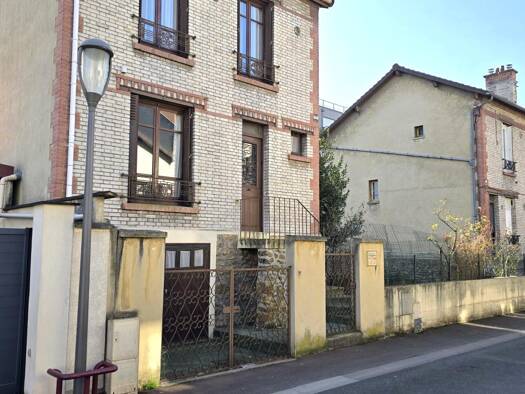 Maison à vendre 265 000 € 4 pièces 3 chambres 66 m² 182 m² de terrain Bondy 93140