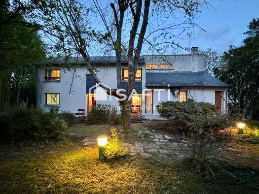 Maison à vendre 198 000 € 8 pièces 6 chambres 250 m² 6 042 m² de terrain Neuvy-Saint-Sépulchre 36230