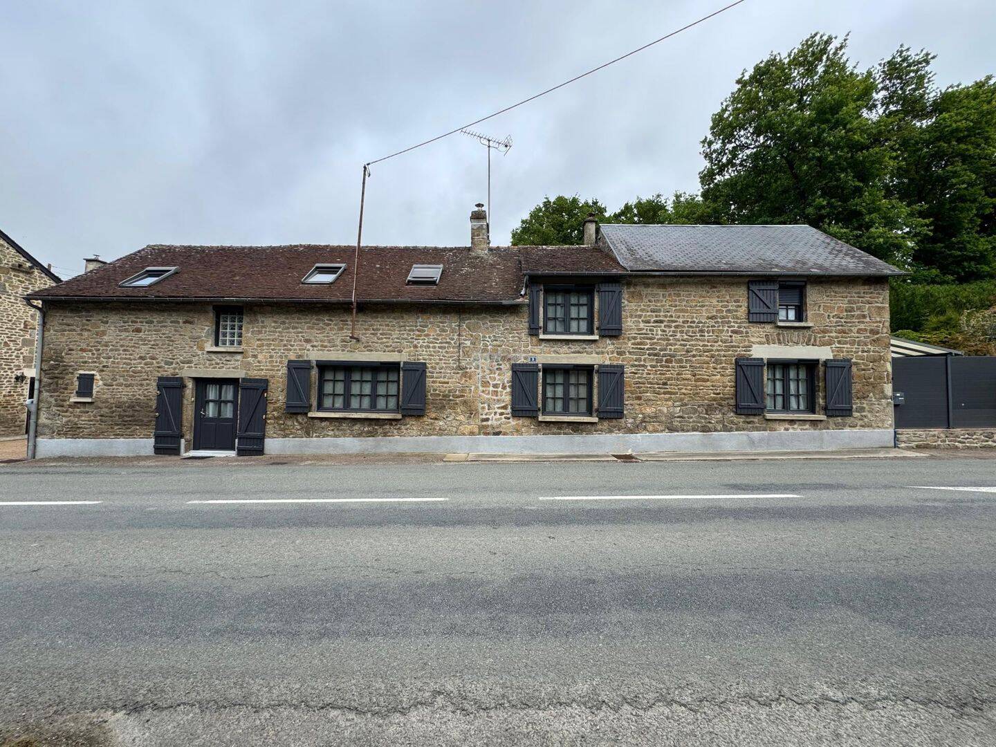 Maison 6 pièces 140 m² · à Saint-Pierre-des-Nids · 140 m² · 152 000 €
