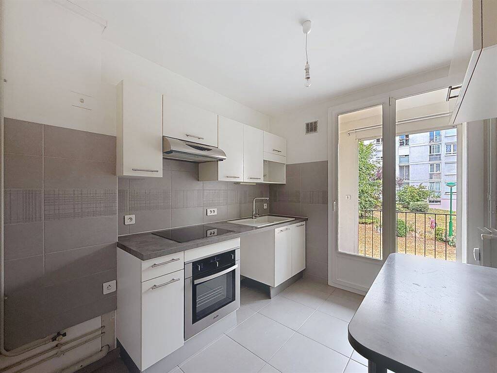 Appartement 3 pièces 78 m² · à Tinqueux · 77,7 m² · 960 €/mois
