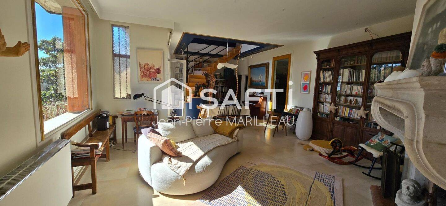 Maison 16 pièces 410 m² · à Villeneuve-lès-Avignon · 410 m² · 1 350 000 €