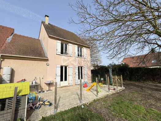 Maison à vendre 220 000 € 5 pièces 4 chambres 95 m² 500 m² de terrain Pisseleux Villers-Cotterêts 02600