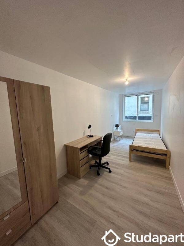 1 pièce 15 m² · à Cholet · 15 m² · 380 €