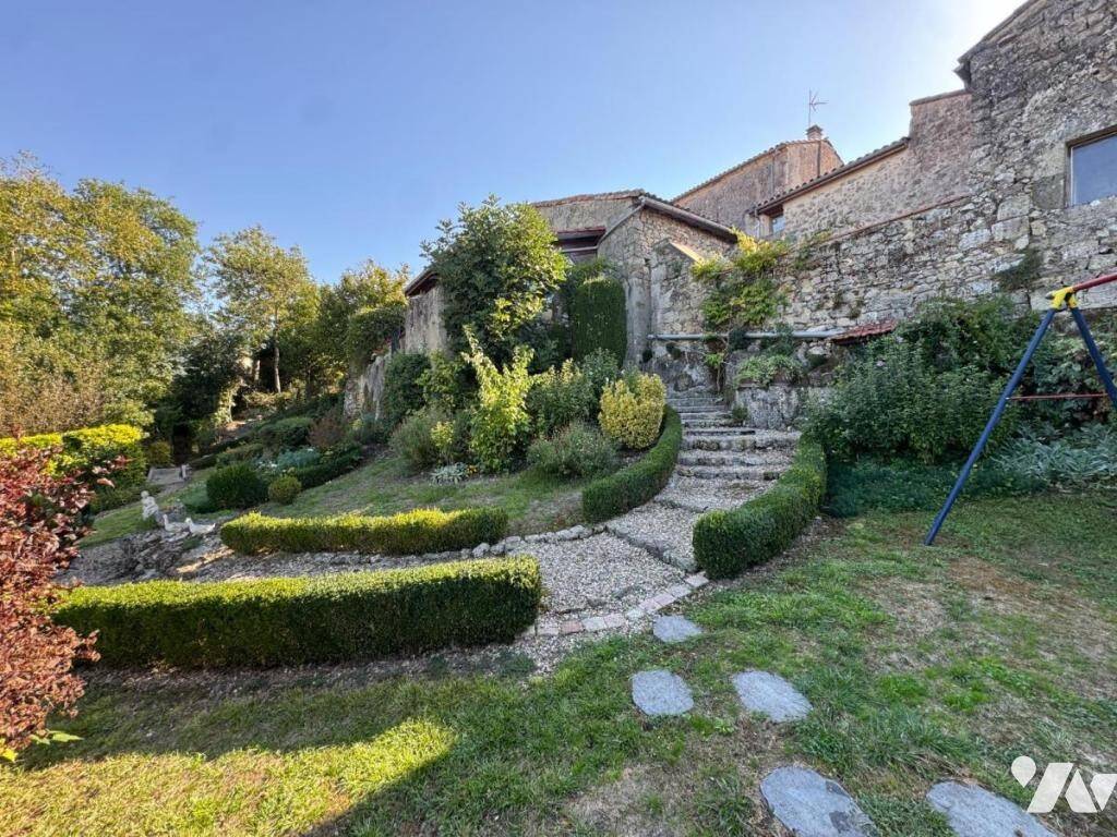 Maison 7 pièces 185 m² · à Nérac · 185 m² · 184 800 €