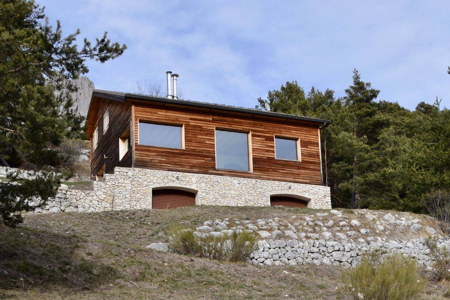 Maison 6 pièces 210 m² · à Caille · 210 m² · 470 000 €