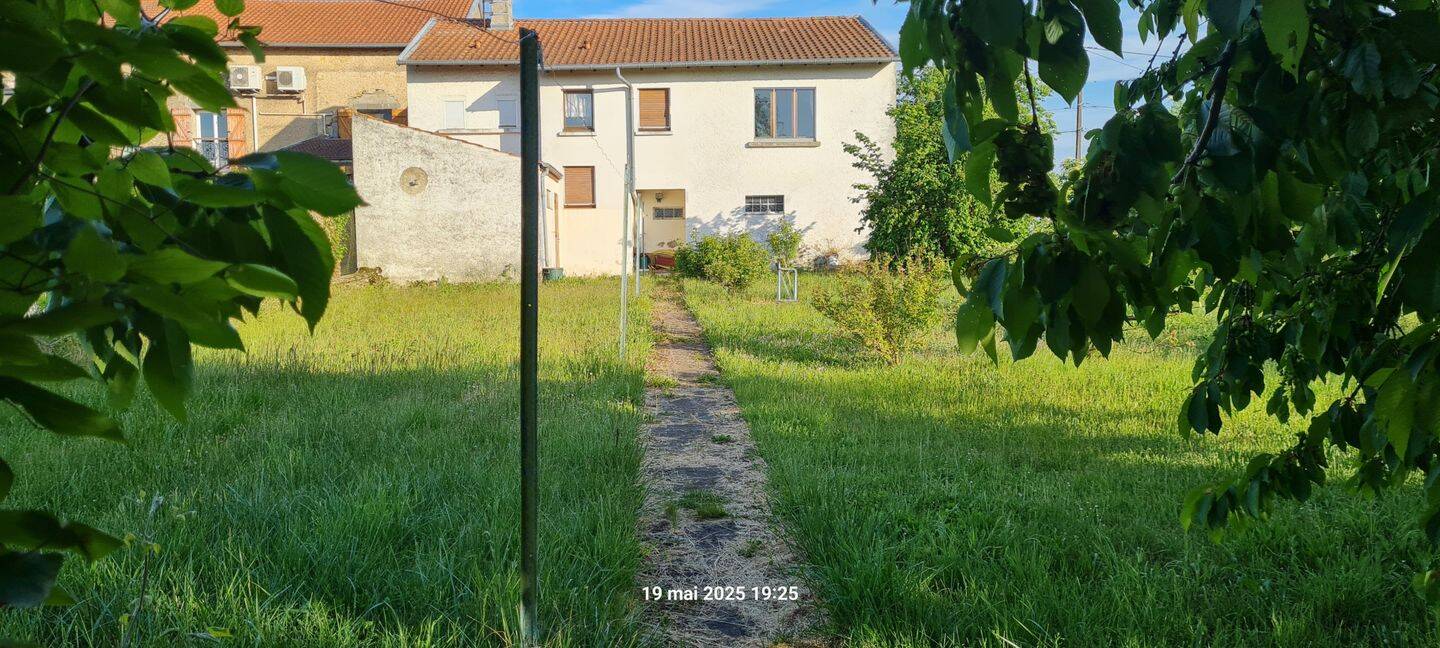 Maison 4 pièces 84 m² · à Rezonville-Vionville · 83,7 m² · 179 000 €