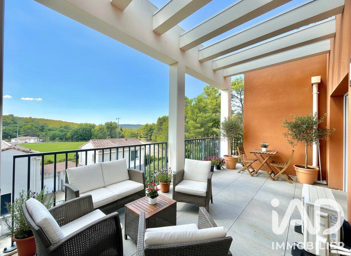 Appartement 3 pièces 66 m² · à Châteauneuf-le-Rouge · 66 m² · 334 000 €