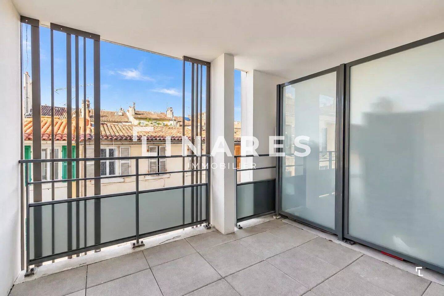 Appartement 2 pièces 42 m² · à Marseille 6ème Arrondissement · 42 m² · 210 000 €