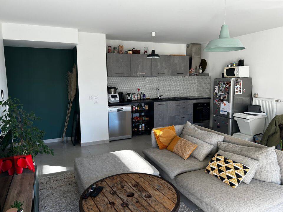 Appartement 3 pièces 70 m² · à Voreppe · 70 m² · 1 090 €/mois