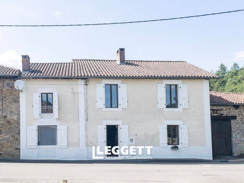 Maison 7 pièces 157 m² · à Chéronnac · 157 m² · 175 000 €
