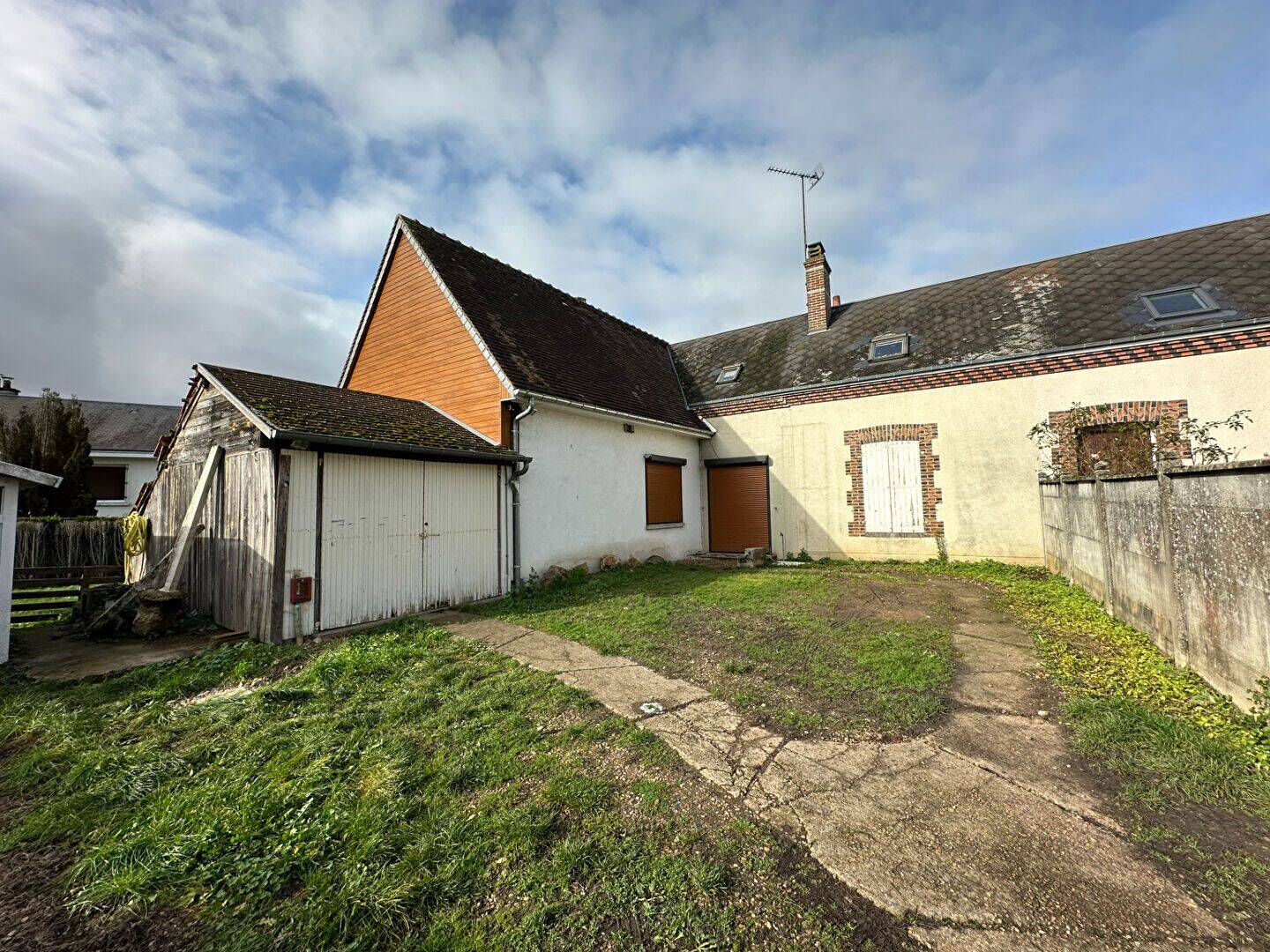 Maison 9 pièces 150 m² · à Pezou · 150 m² · 108 000 €