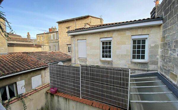 Maison 1 pièce 658 m² · à Bordeaux · 658 m² · 136 370 €
