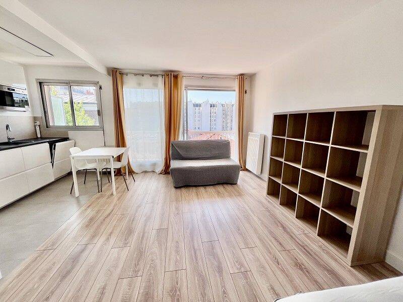 Appartement 1 pièce 36 m² · à Paris 16ème Arrondissement · 35,7 m² · 1 450 €